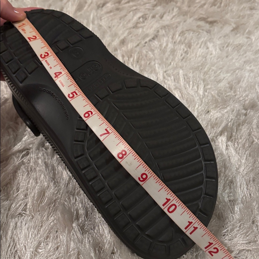 Make offer! NWOT CROCS Black Slippers Colorful Charms heel straps Men 9 Woman 11 - Picture 15 of 16